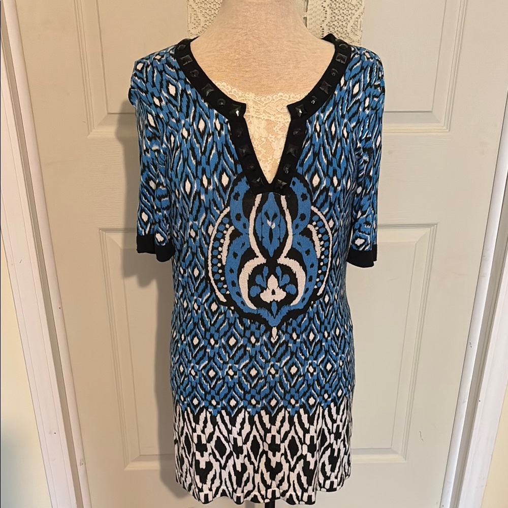 Lightweight sweater-type dress by bellilini